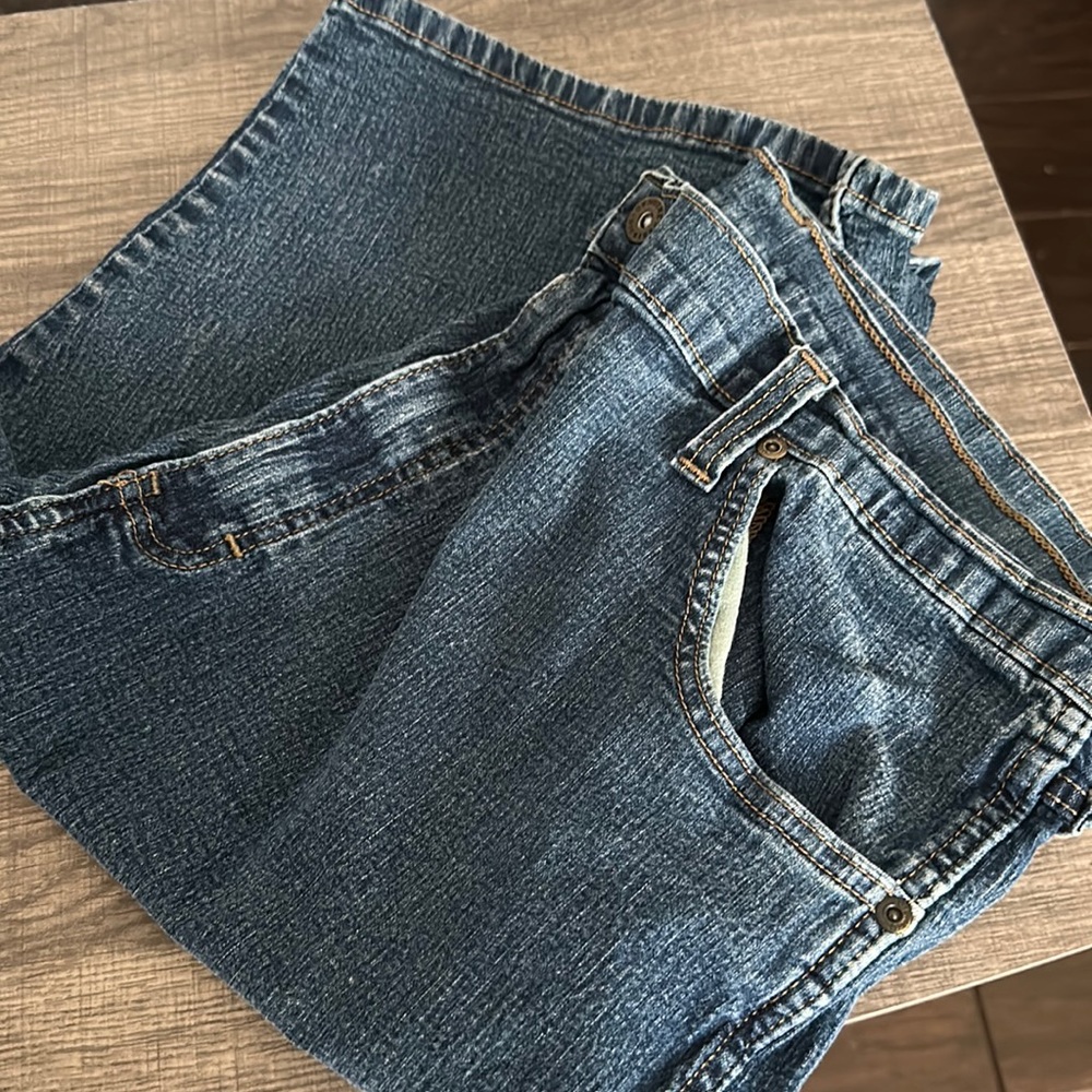 Men’s Dickie jean shirt.